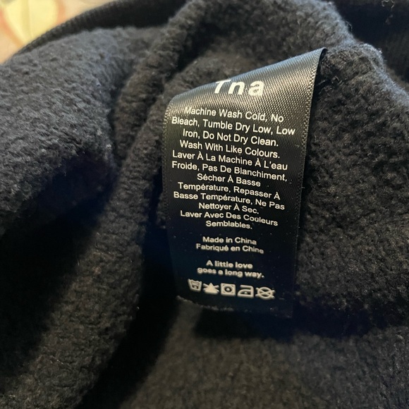 Aritzia TNA Quarter Zip - Picture 5 of 6